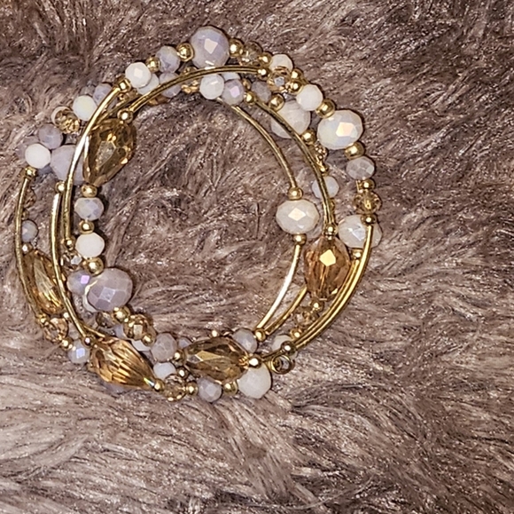 Elegant Gold and Silver Beaded Bracelets - Picture 2 of 5